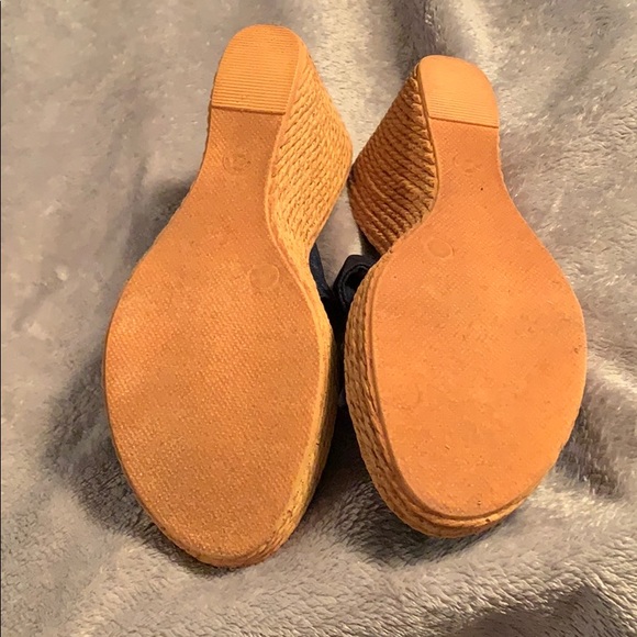 Navy blue Italian shoemaker wedges - Picture 3 of 3